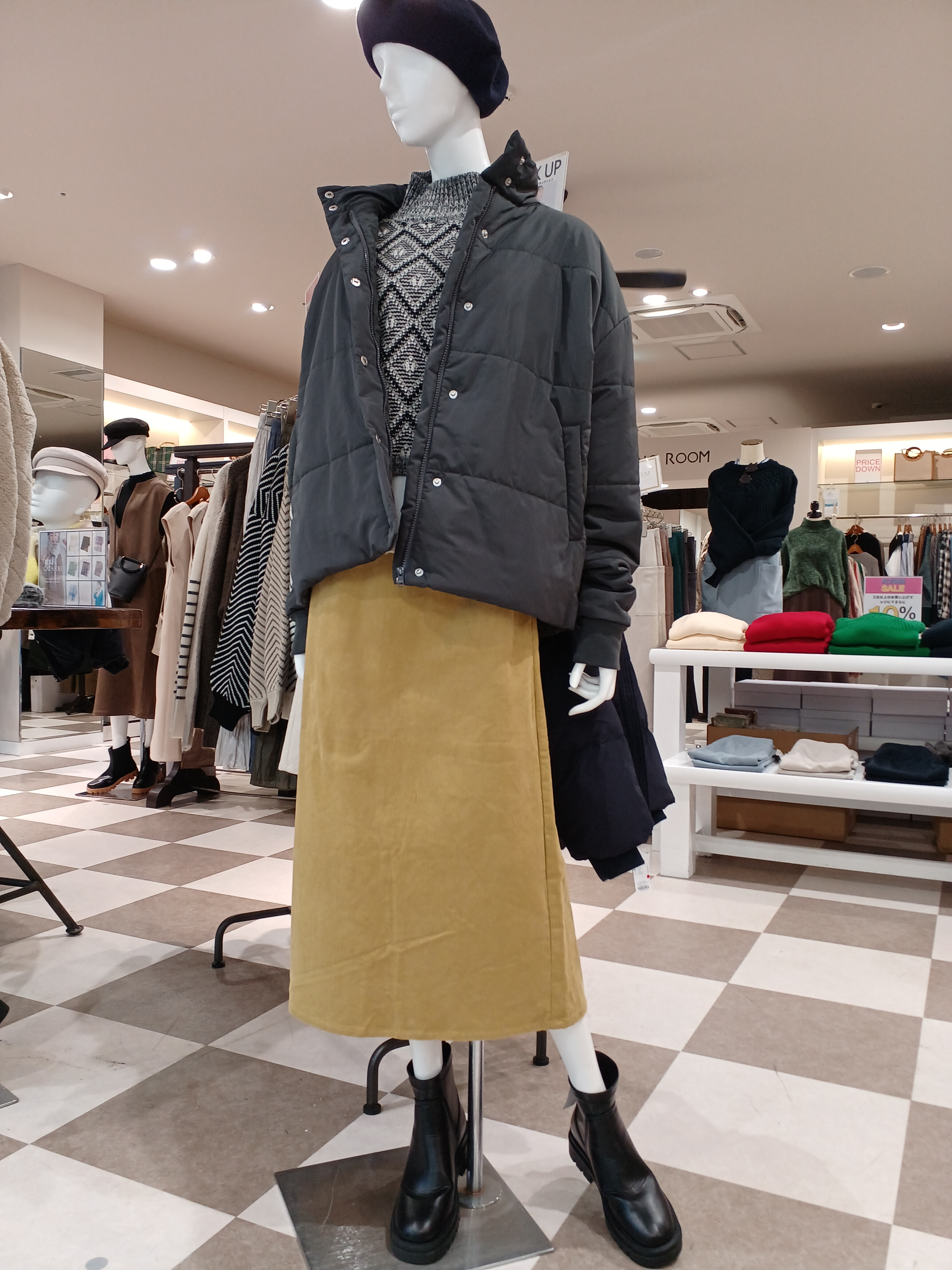 ✨SORONA中綿スタンドカラージャケットのご紹介✨｜アーバンリサーチウェアハウス｜ショップトピックス｜グランベリーパーク