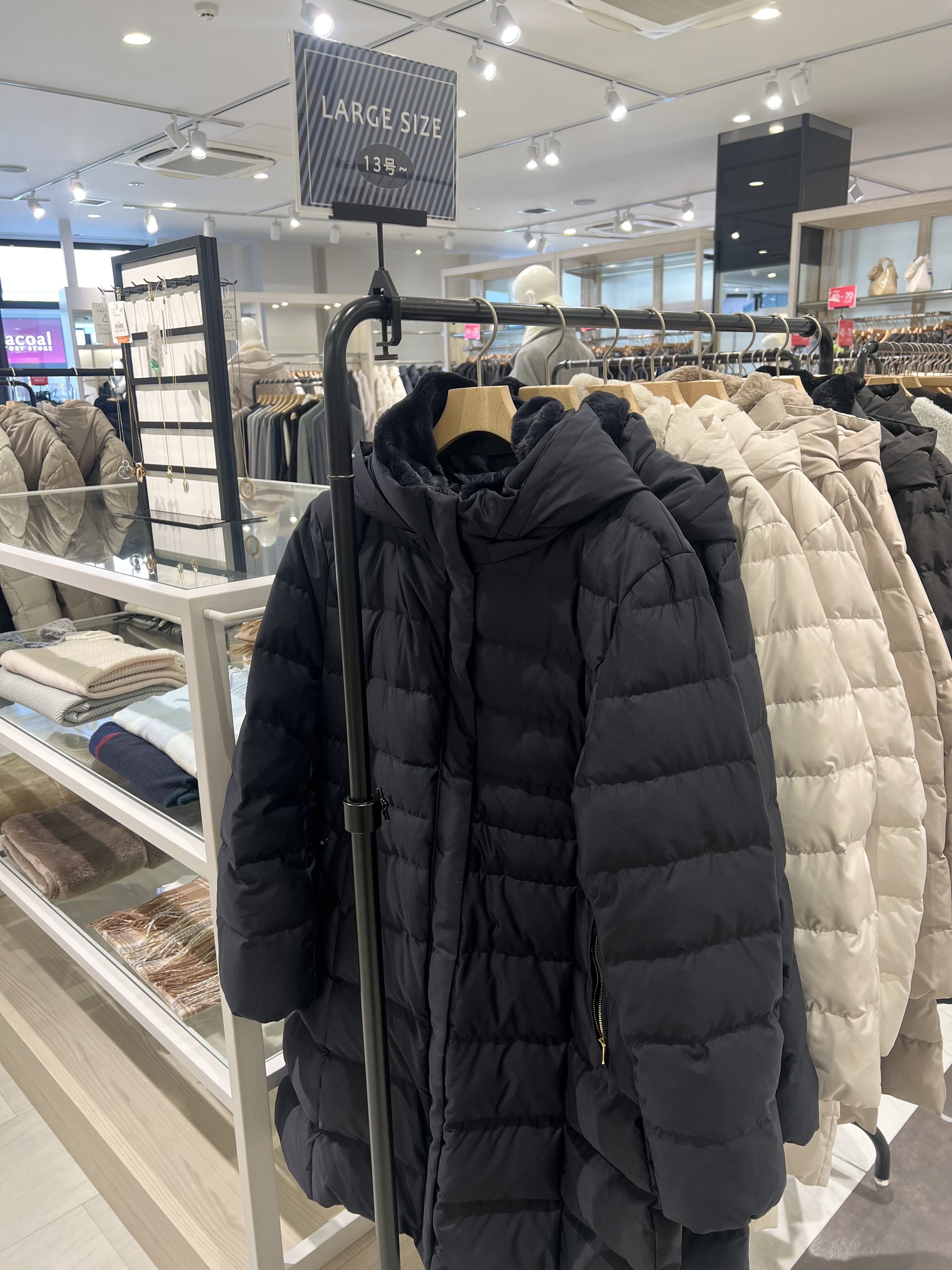 INDIVI】15号サイズあります♪｜ワールド アウトレット｜ショップ