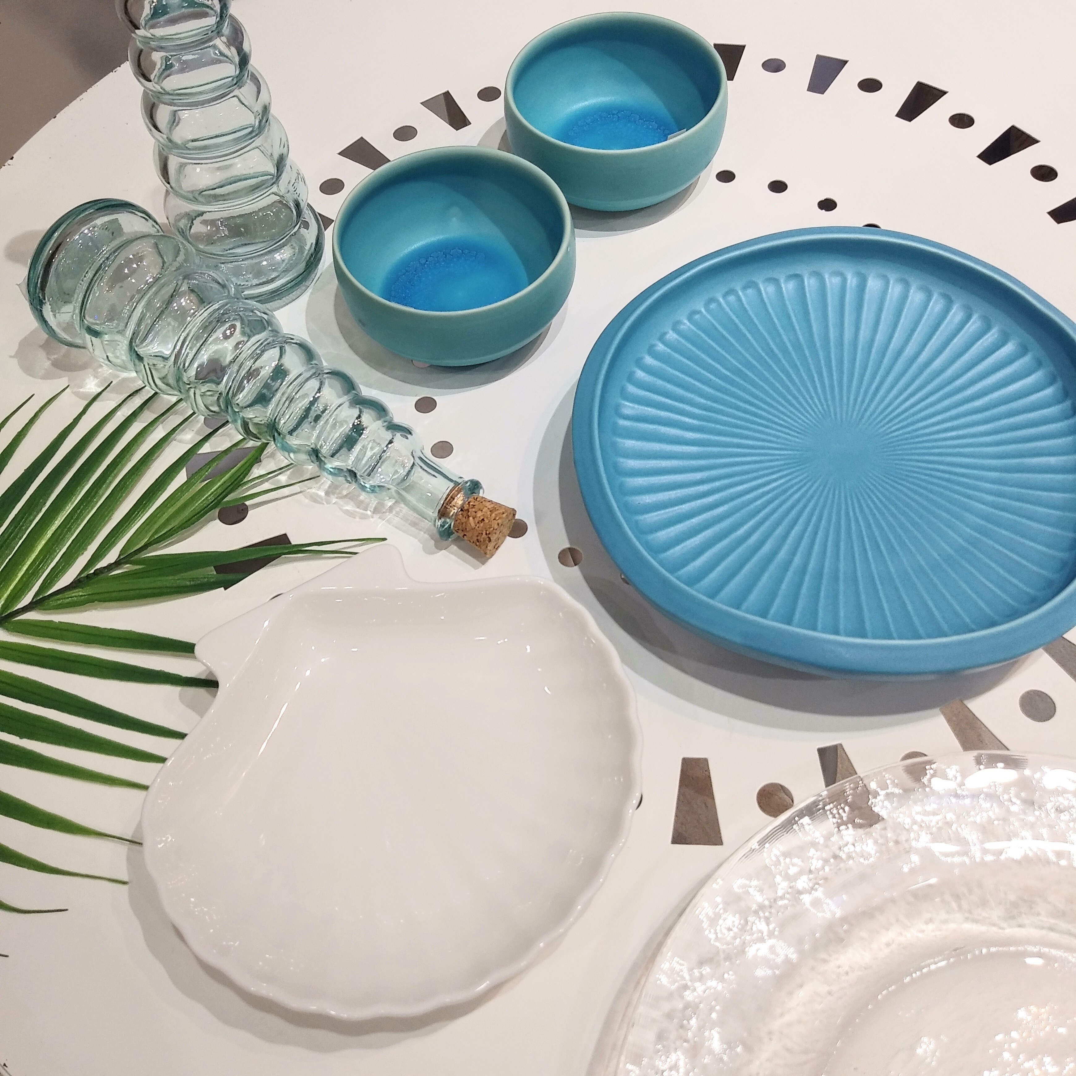 トルコ　陶器皿 作家 市野耕 トルコブルー 4寸葉紋皿｜作家もの和食器通販 四季