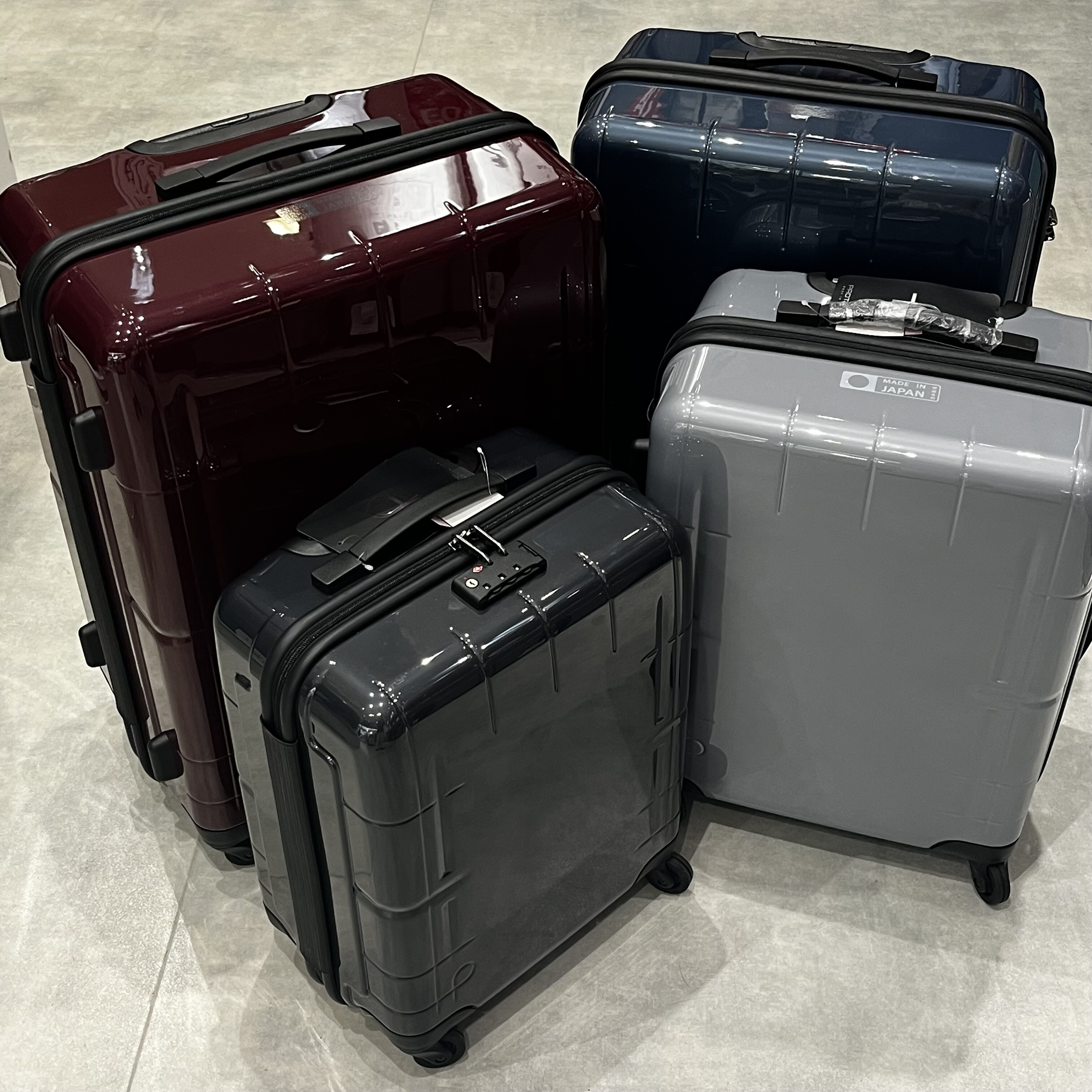 プロテカ スタリアVs スーツケース ジッパータイプ 100L 02955