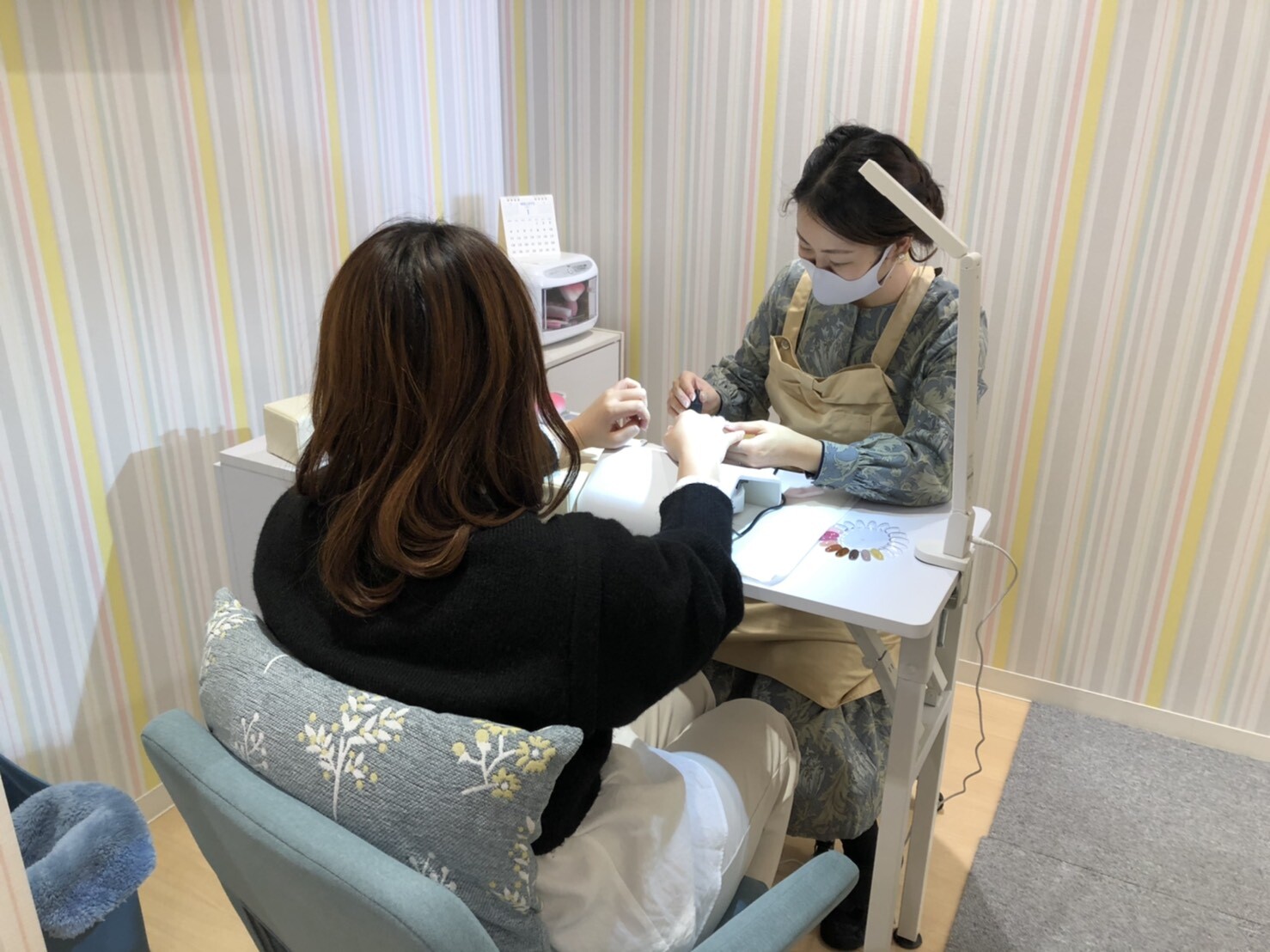 託児 ネイルサロン 一時預かり専門託児所ママズスマイル ショップトピックス グランベリーパーク