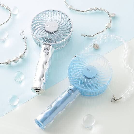 🌬️フレハンディファン🌬️人気のデザインウェーブブルー入荷しました