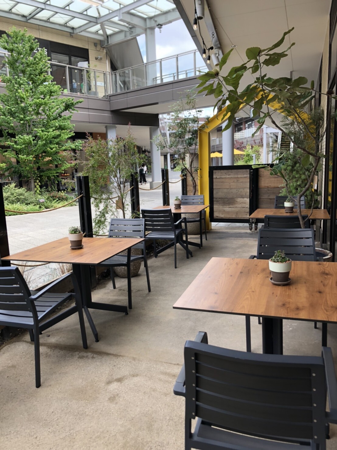 新テラス席open ファーマーズ キッチン ショップトピックス グランベリーパーク