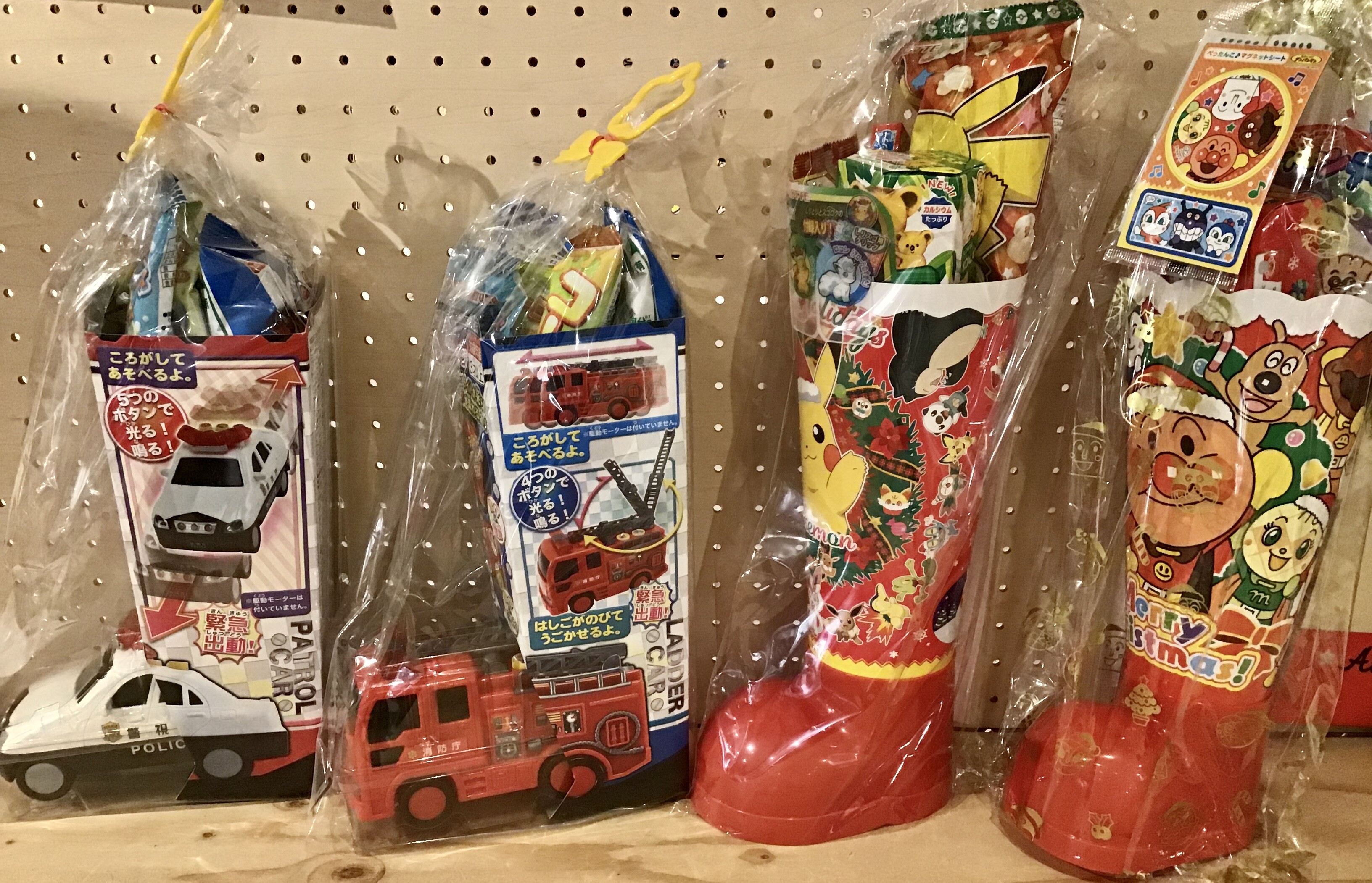 クリスマスお菓子ブーツ あまのや繁田商店 ショップトピックス グランベリーパーク