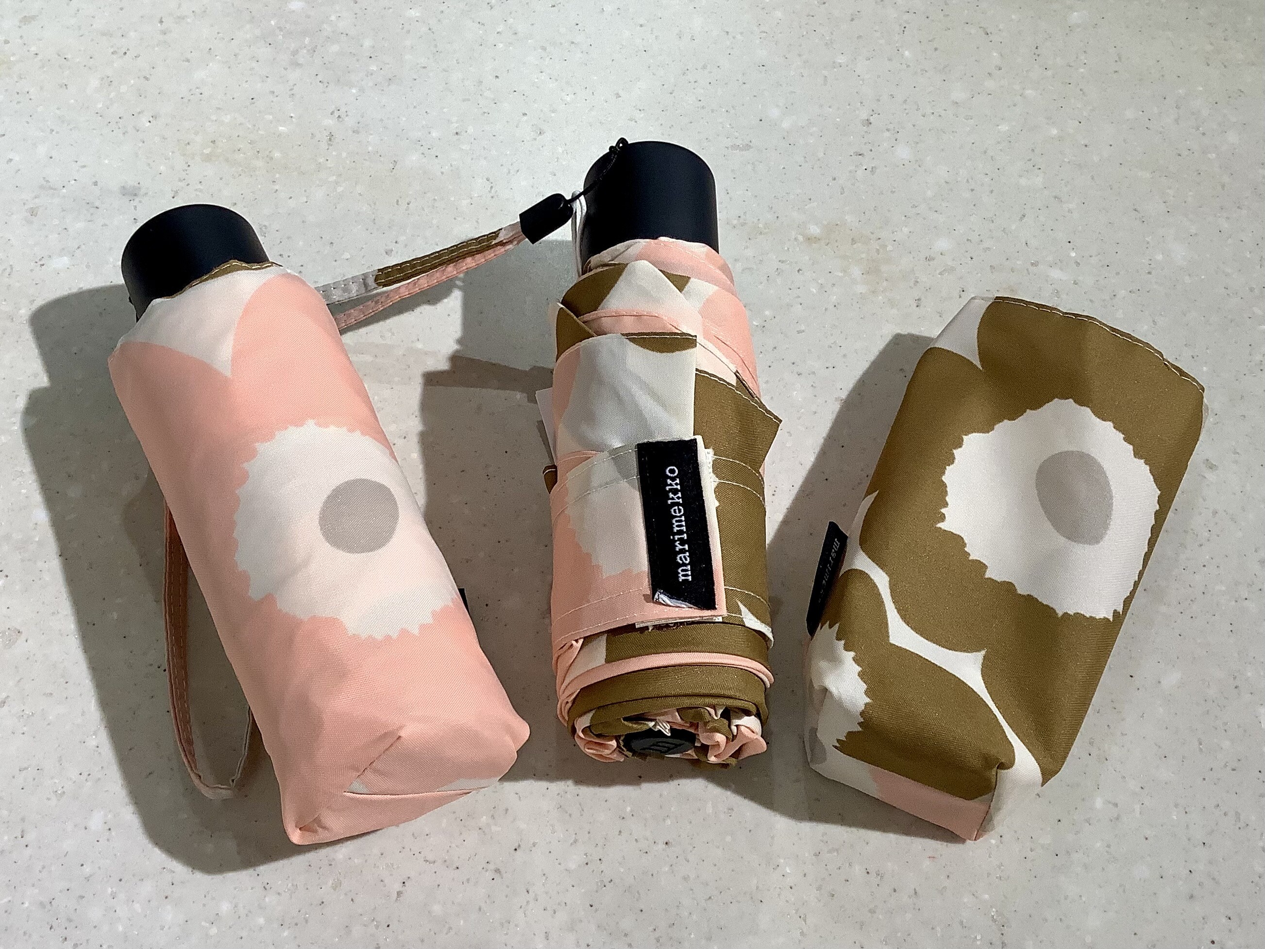 折りたたみ傘入荷致しました☂️｜マリメッコ｜ショップトピックス｜グランベリーパーク