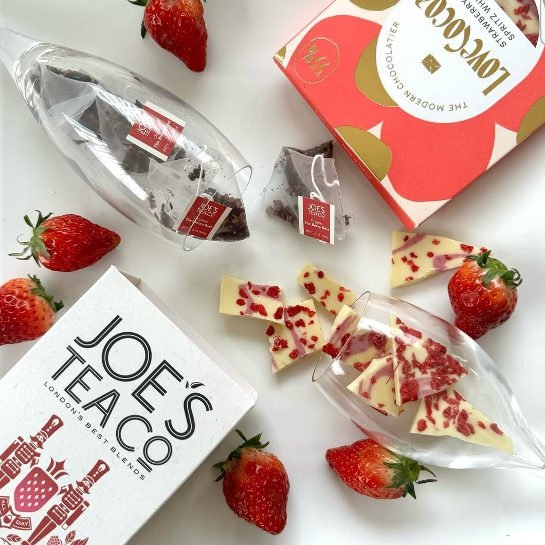 LOVE COCOA（ラブココア)🍓 のチョコレートとJOE'S TEA（ジョーズ