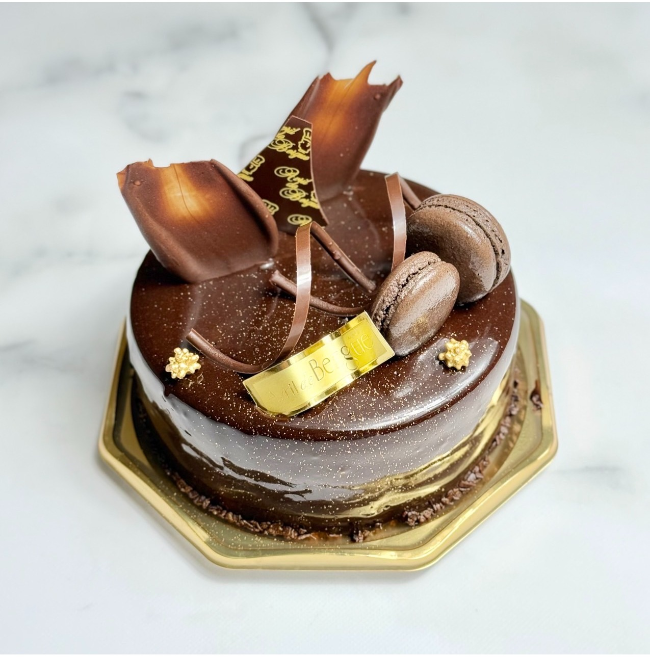 チョコホールケーキ ホールケーキのご予約受付｜ベルグの4月｜ショップトピックス｜グラン