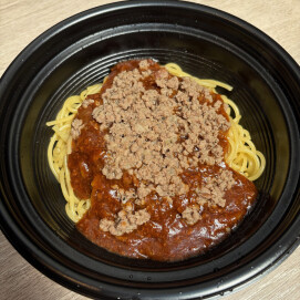 肉が旨いボロネーゼ（テイクアウト容器）