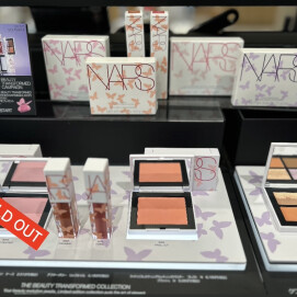 発売中❗️【NARS】🦋アジア限定コレクション🦋