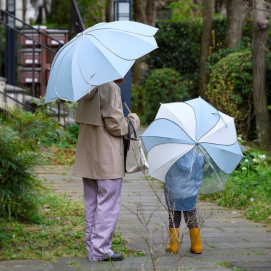 子ども用の傘に新色登場
