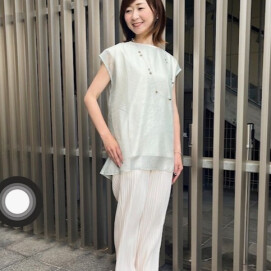 新作✨シアーレイヤードノースリーブ✨✨