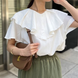 【アウトレット限定商品】chez toi ネックフリルブラウス