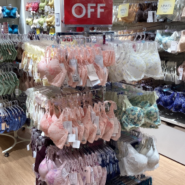 💛人気ブラジャー最大70%OFF💛