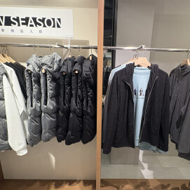 【ボトムス、レジにて更に20%オフ】開催！