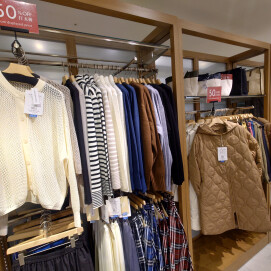【50%オフ続々！】店内紹介♪