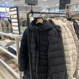 【INDIVI】13号サイズあります♪