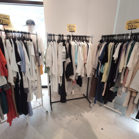 【 ALL70%オフ！】B級品販売！！