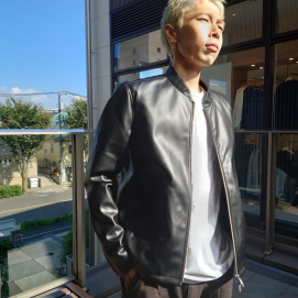 【20%オフ！】フェイクレザージャケット♪