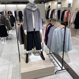 【INDIVI,UNTITLED】コート、入荷しました♪