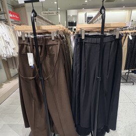 【ボトムス、レジにて更に20%オフ】開催！