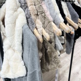 【あったか小物】たくさんあります♪