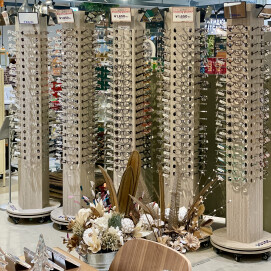 【RECOMMEND】豊富なデザインから選べる大人のための老眼鏡