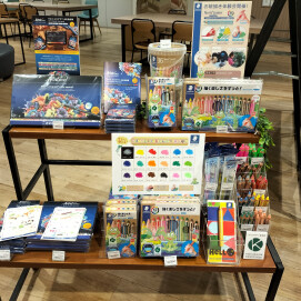 【期間限定】ステッドラー社の文具(色鉛筆など)展開中!
