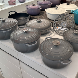 新色鋳物ホーロー鍋登場！