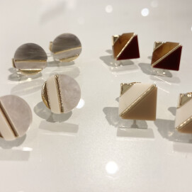 ✨ゴールドラインxバイカラーピアス✨