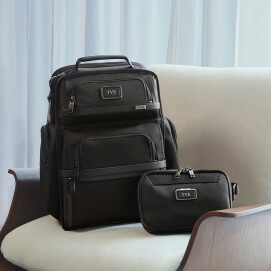 TUMI Exclusives Club 新規登録で5%OFF
