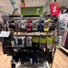 【PEANUTS】足元に遊び心をプラス❤️スヌーピー靴下