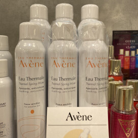 ＼32％OFF💄／アベンヌウォーター300gがアウトレット価格🎀💕