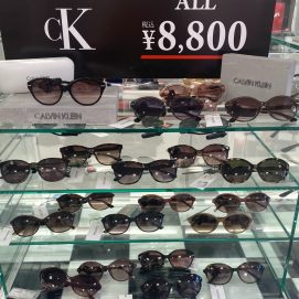 全品税込８，８００円❕❕カルバンクライン😎サングラス入荷しました～🎵