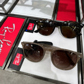 ＼Ray-Banサングラス😎／アウトレット価格でお買い得👀💗