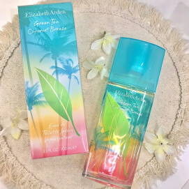 注目アイテム❕❕エリザベスアーデン【グリーンティー　ココナッツブリーズEDT】５６％ＯＦＦ🥰💞