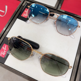 ＼Ray-Banサングラス😎／アウトレット価格でお買い得👀💗