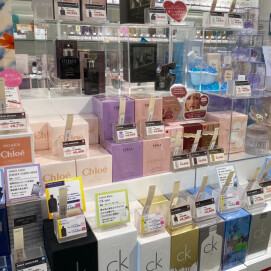 お問い合わせ多数😆大人気ブランド香水もアウトレット価格にて販売中✋✨