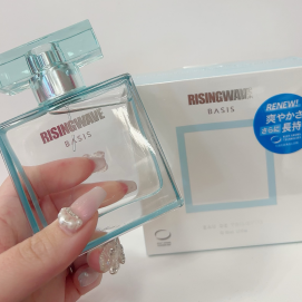 透き通るような透明感🌈💙日本製フレグランス＼ベイシス／