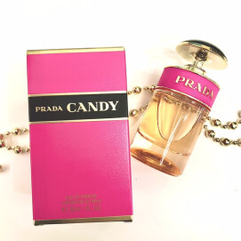 お買い得価格❕❕ＰＲＡＤＡキャンディ緊急入荷✨😎