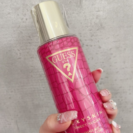 ギフトにもオススメ🎁GUESSフレグランスミスト４種💄💞