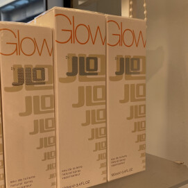🌼NEW YEAR SALE🌼【j.LO】Glow BY J.LO 60％OFF！！