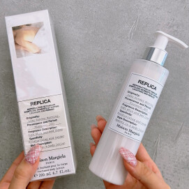 緊急値下げ❕❕レイジーサンデーモーニングボディローション数量限定入荷しました😙💗