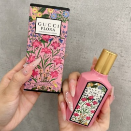 お問い合わせ多数❕❕グッチ　フローラゴージャス ガーデニア🌹入荷👀💗