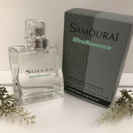 ご愛用のお客様の多数🌳爽やかで奥深い、森林の香り🌳のフレグランス入荷しました✋😲🎵