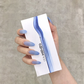 ご愛用のお客様多数❕❕✨ジバンシー✨ウルトラマリン✨入荷しました～🤗🎵