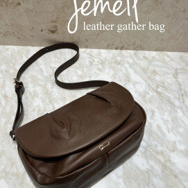 【jemeil】50%OFF！ギャザーハーフムーンバッグ