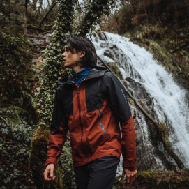 「OUT LINE GTX HYBRID JKT M」
