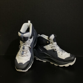 待望のウィメンズモデル入荷！