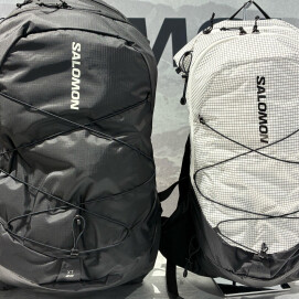 実はバッグも人気なんです🎒
