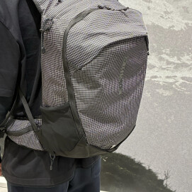 素材も見た目も未来的✨✨